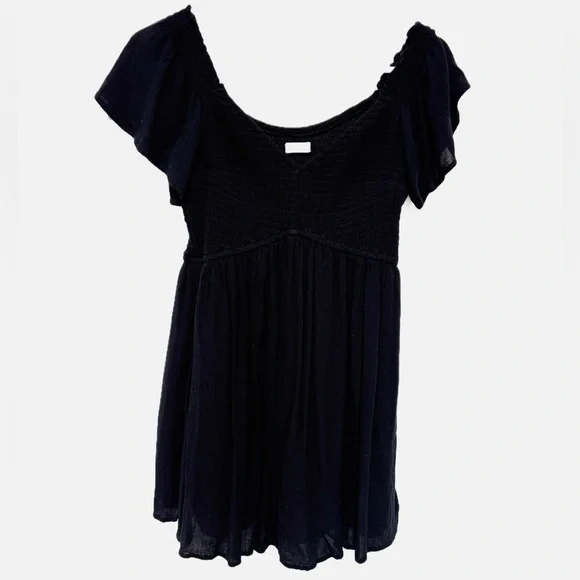 Hollister Black Flutter Sleeve Scoop Neck Tunic - Picture 1 of 3